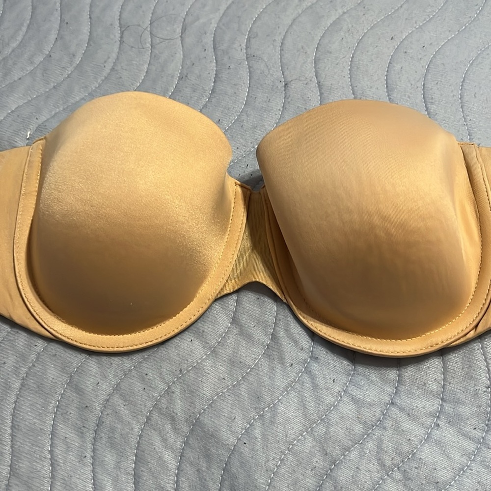 Spanx Bra-cha-cha strapless bra size 36B